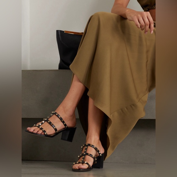 ♥️SOLD♥️ Valentino Garavani Rockstud Black Caged Sandals Slides 38.5 8 - Picture 12 of 14